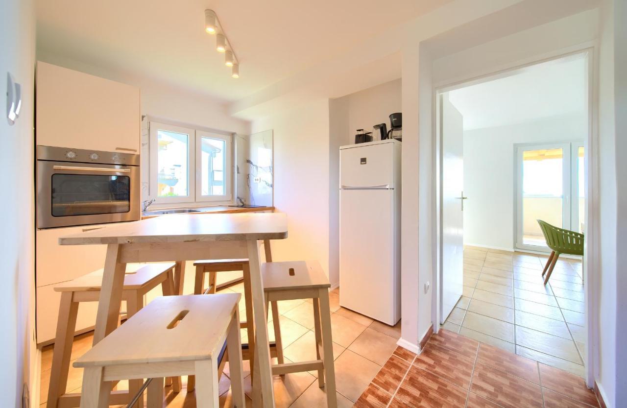 Seascape Apartment Krk Town Bagian luar foto